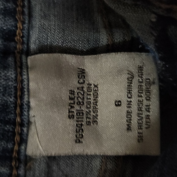 VENUS USA EMBROIDERED DISTRESSED DENIM MINI SHIRT, - Picture 6 of 7